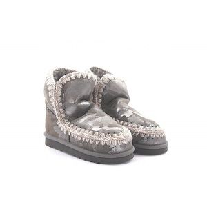MOU Eskimo boots
